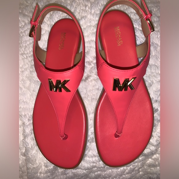 MICHAEL KORS JILLY FLAT SANDALS - Picture 2 of 5